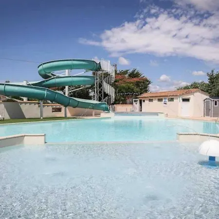 3 Etoiles - Piscine - Ccafeff Camping Saint-Julien-des-Landes