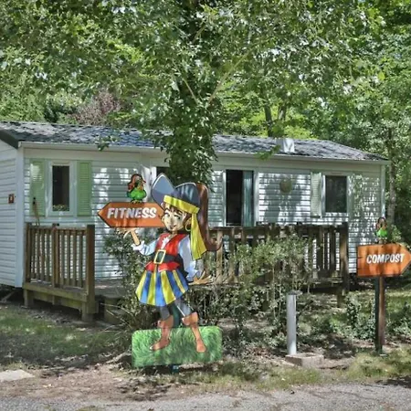 3 Etoiles - Piscine - Ccafeff *