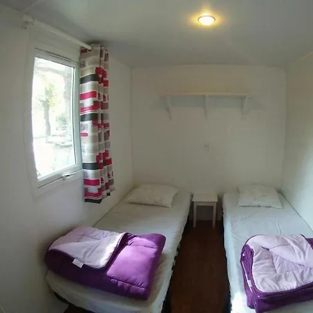 3 Etoiles - Piscine - Ccafeff * Saint-Julien-des-Landes