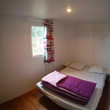 3 Etoiles - Piscine - Ccafeff مكان تخييم *