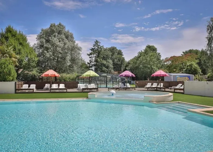 3 Etoiles - Piscine - Ccafeff Camping