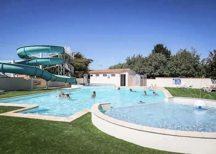 3 Etoiles - Piscine - Ccafeff * Saint-Julien-des-Landes