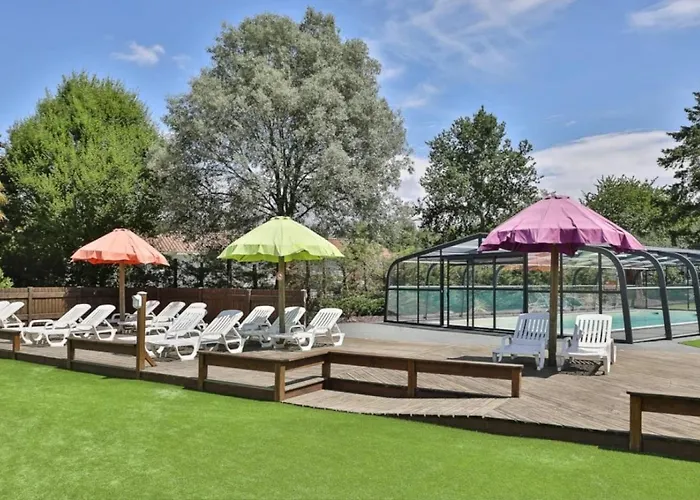 Zecamping 3 Etoiles Chiens Acceptes Salle Fitness Piscine Couverte Кемпинг 3*