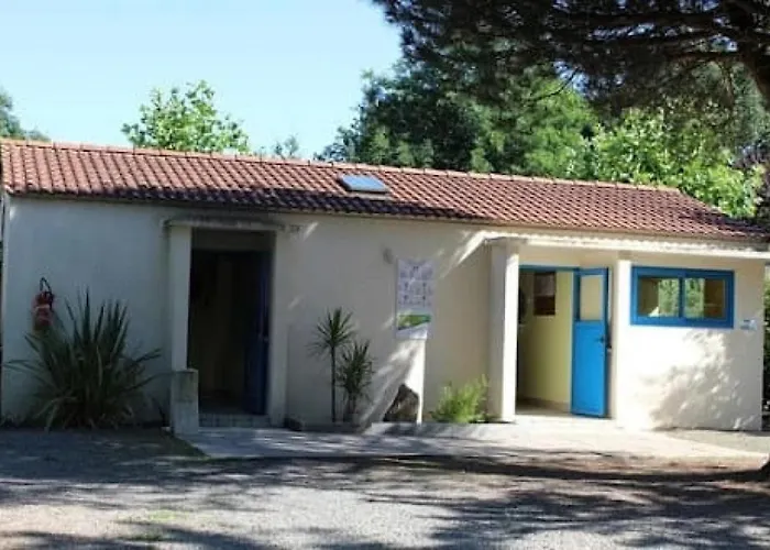 مكان تخييم Zecamping 3 Etoiles Chiens Acceptes Salle Fitness Piscine Couverte