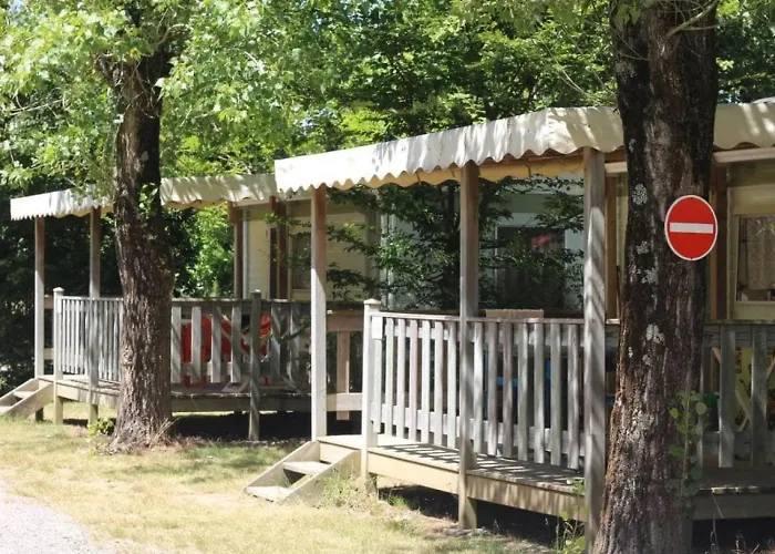 Camping 3 Etoiles - Piscine - Ccafeff Saint-Julien-des-Landes